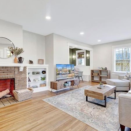 Historic Family Getaway Mins From Downtown Villa Birmingham Exterior foto